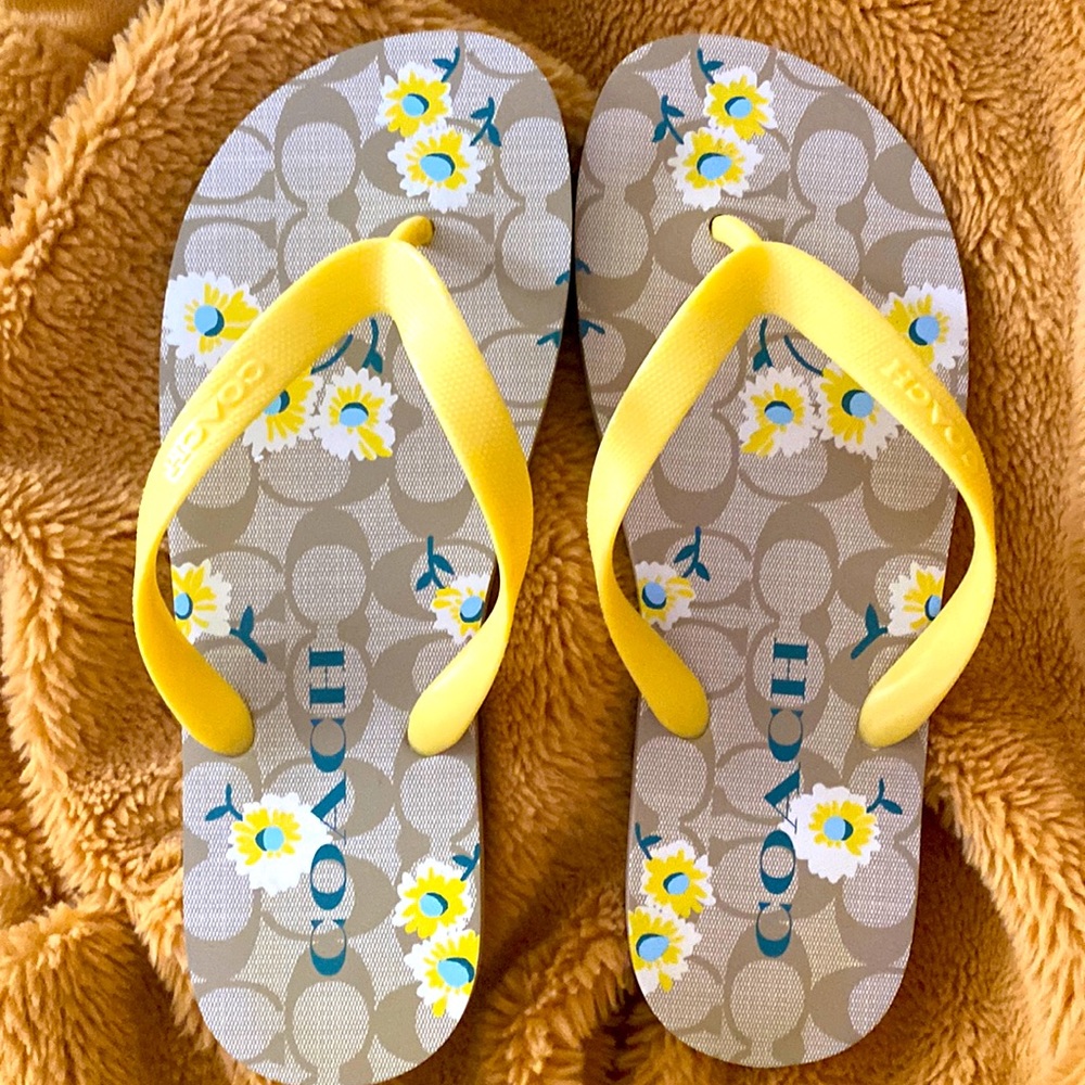 🍟New COACH flip flops! 🌮